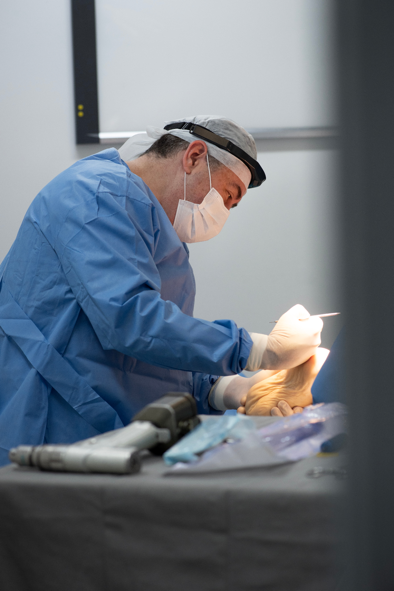 Dr. César Martins